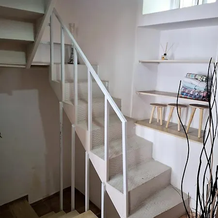 Detached Greek House In The Hearth Of Bazaar * Çeşme