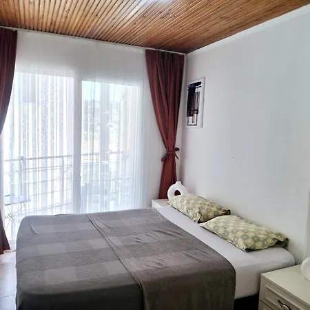 Detached Greek House In The Hearth Of Bazaar * Çeşme