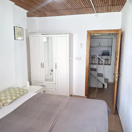 Detached Greek House In The Hearth Of Bazaar בית נופש *