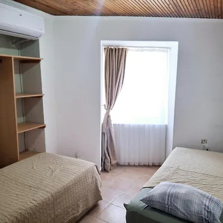 Detached Greek House In The Hearth Of Bazaar * Çeşme