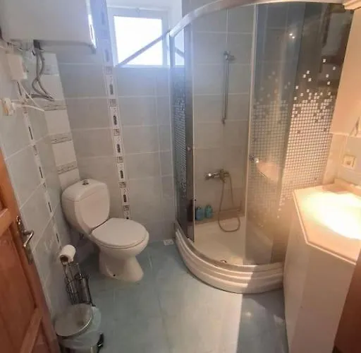 בית נופש Detached Greek House In The Hearth Of Bazaar Çeşme