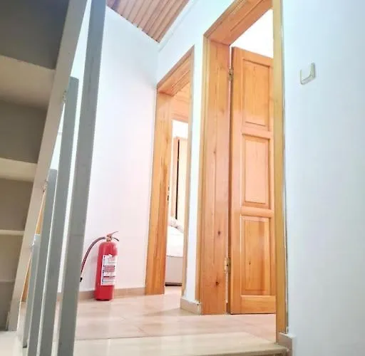 Detached Greek House In The Hearth Of Bazaar * Çeşme