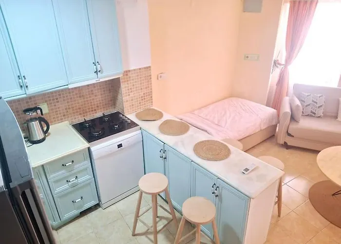 בית נופש Detached Greek House In The Hearth Of Bazaar Çeşme